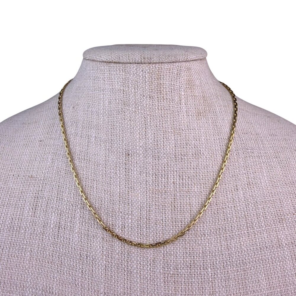 Gold Tone Womens Chain Necklace Adjustable Hook Clasp Lightweight Elegant Piece